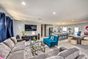 featured image of 800 Canosa Ave