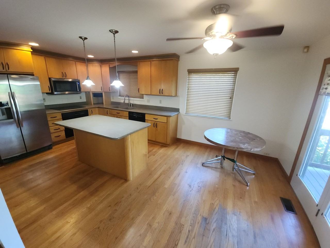 1100 Dautel Ln - Photo 7 of 31