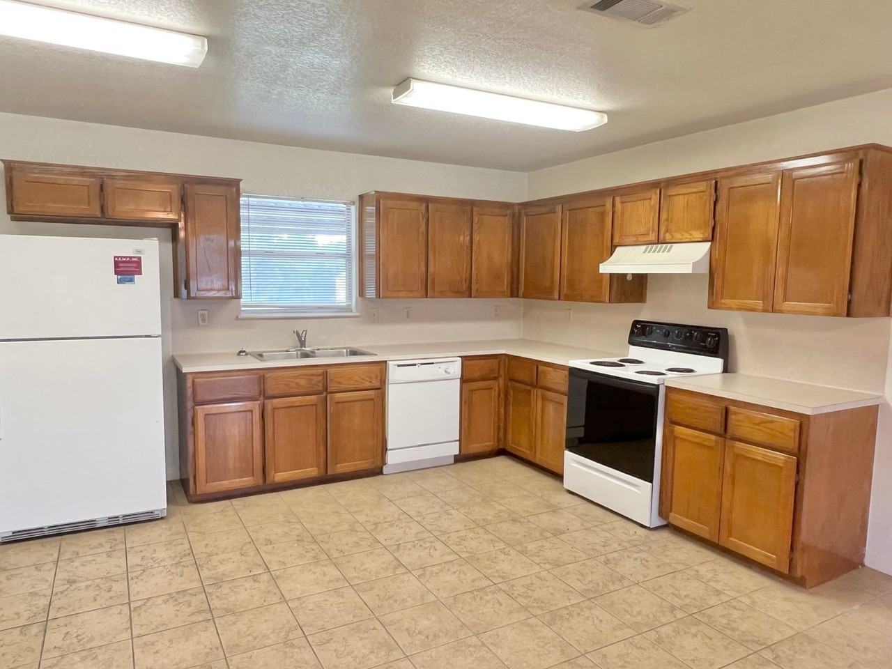 1001 Cherokee Trail - Photo 7 of 18