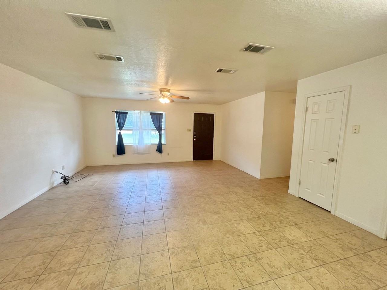 1001 Cherokee Trl - Photo 5 of 13