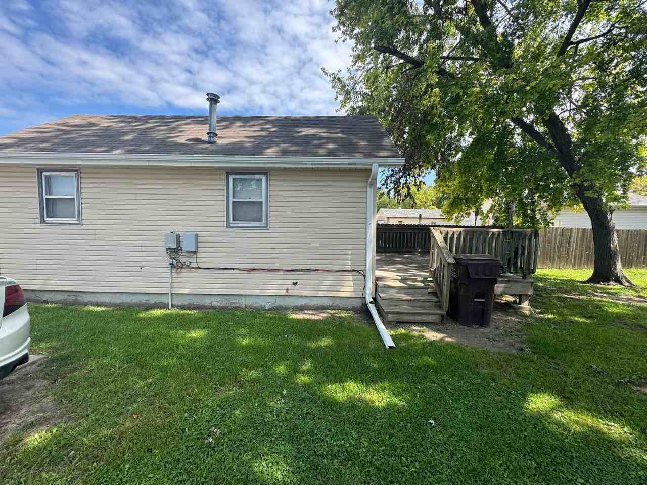 214 E 13th St - Photo 2 of 10