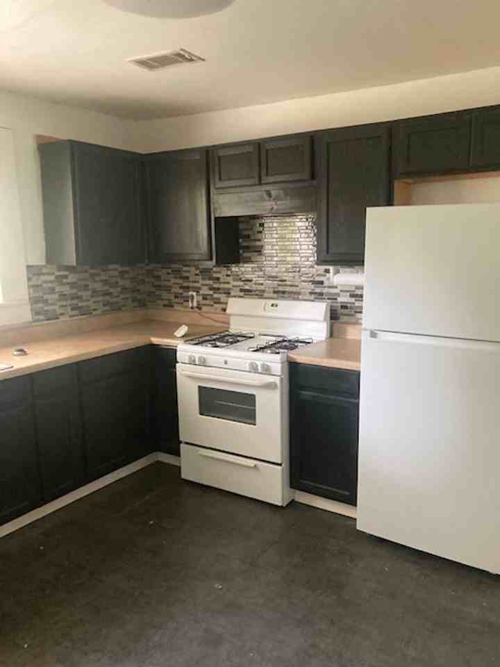 2601 19th Ave - Photo 6 of 13