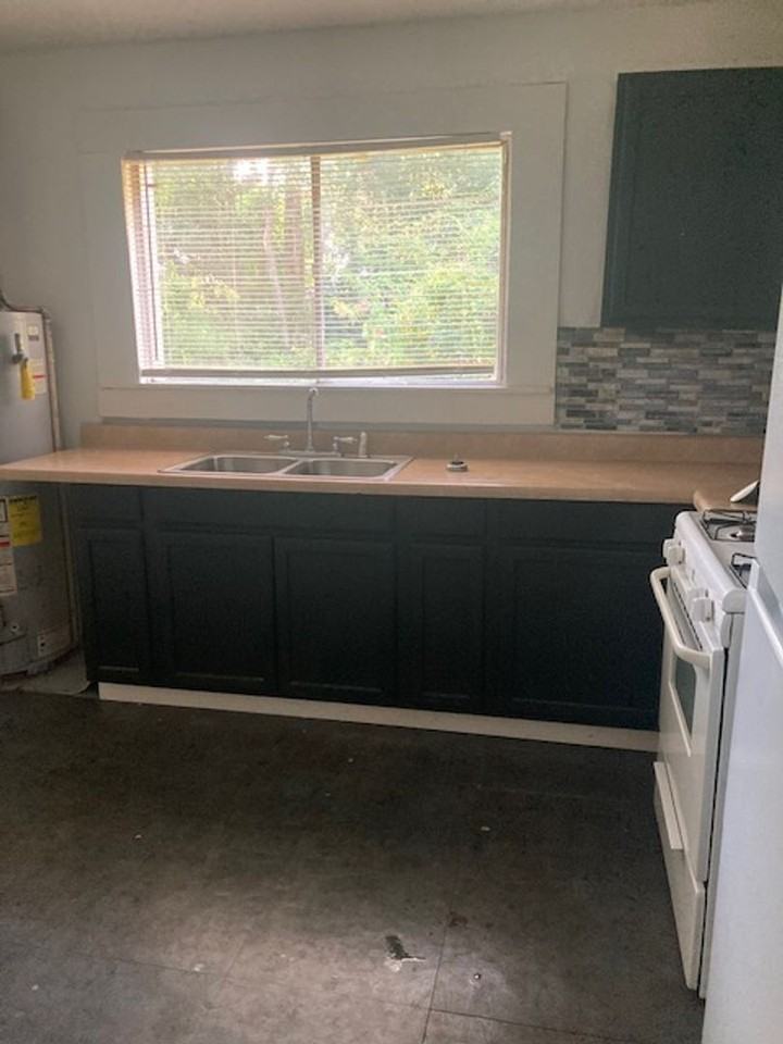 2601 19th Ave - Photo 7 of 13