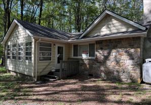 1146 Colt Ln - Photo 1 of 1