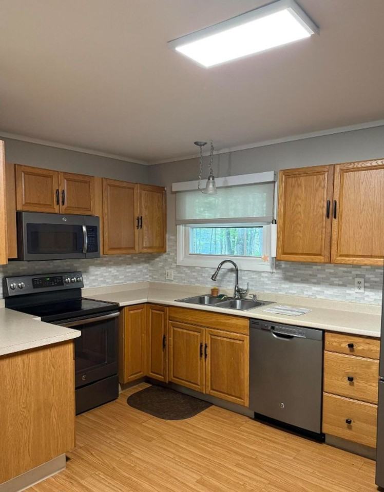 1146 Colt Ln - Photo 3 of 9