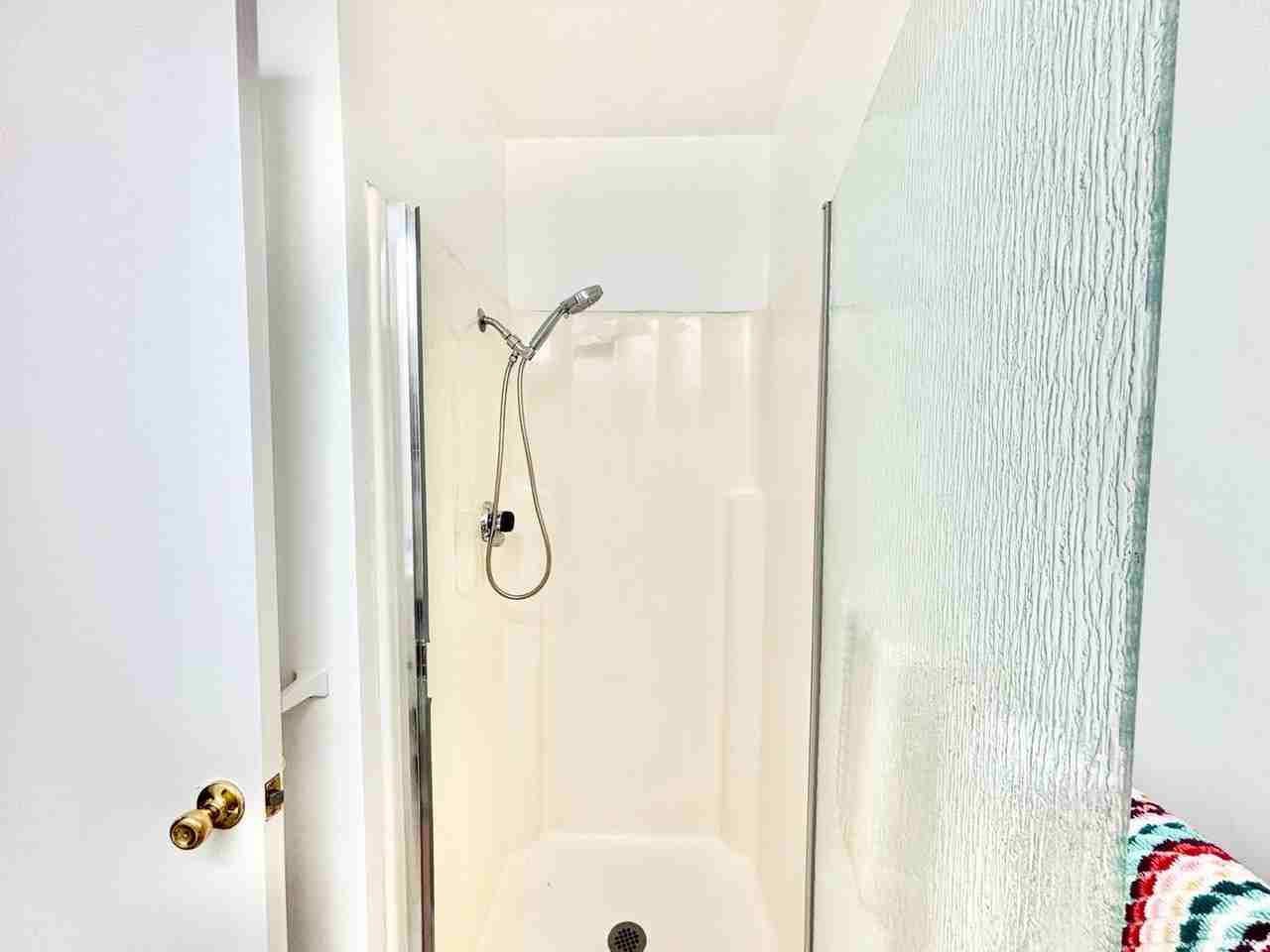 550 Ebbtide Cir - Photo 3 of 25