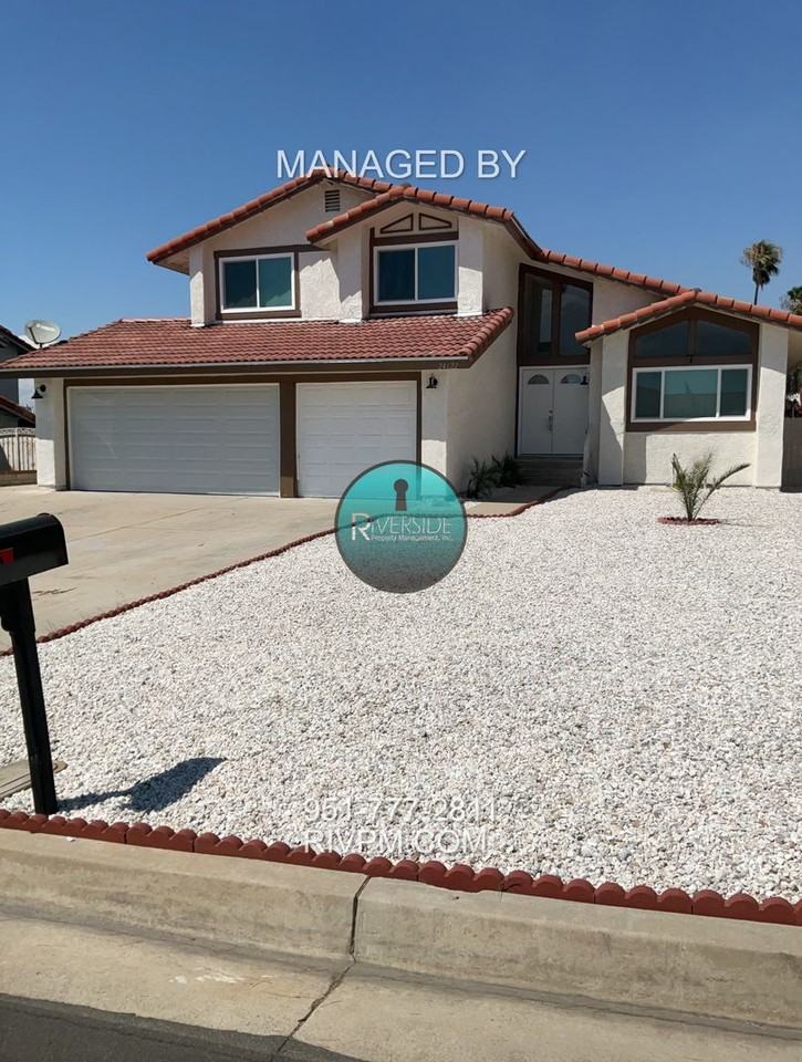 24622 Skyland Dr - Photo 2 of 24