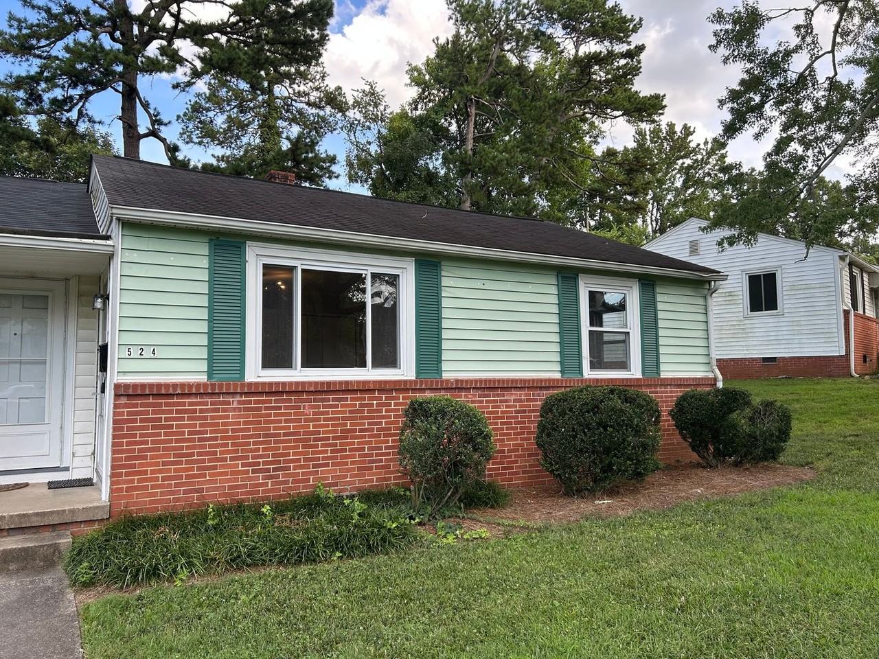 524 Overlook St - Photo 2 of 16