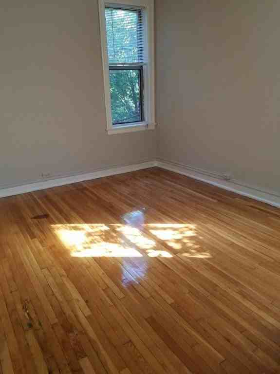 1361 West Estes Avenue, Unit 61-v - Photo 3 of 7