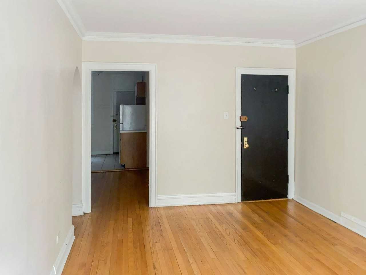 1606 West Sunnyside Avenue, Unit 1N - Photo 3 of 9
