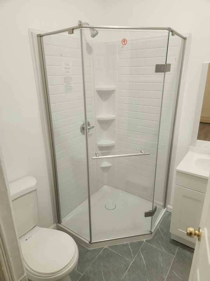 321 Jefferson Ave, Unit 2 - Photo 2 of 5