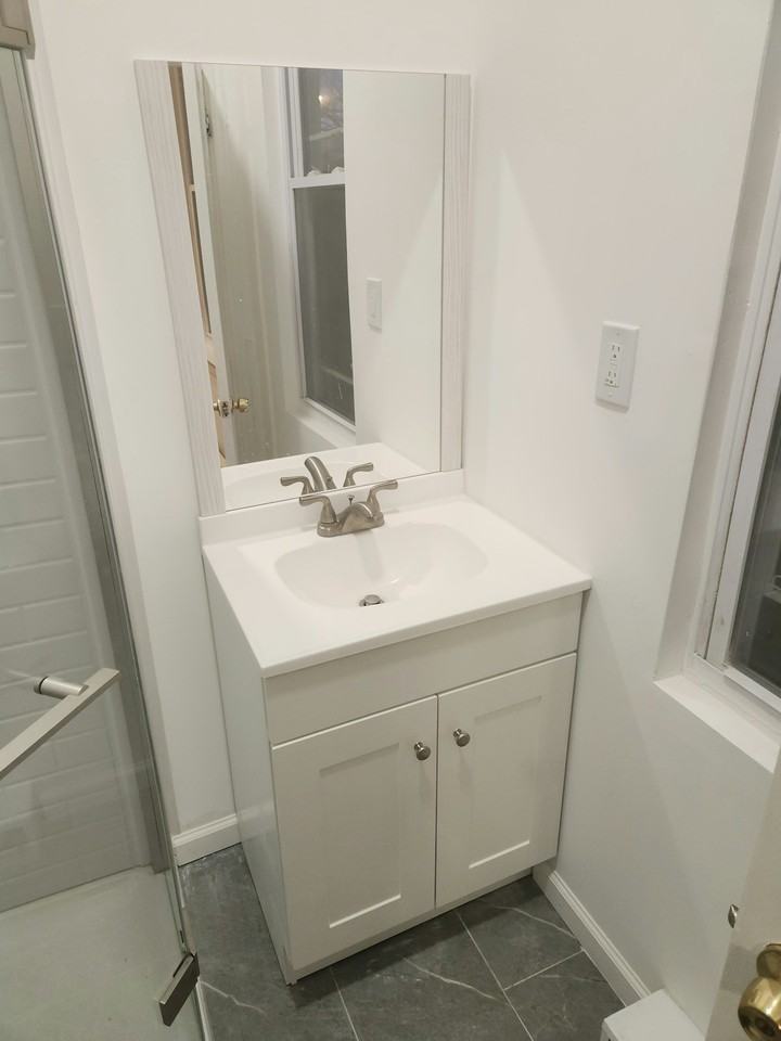 321 Jefferson Ave, Unit 2 - Photo 3 of 5