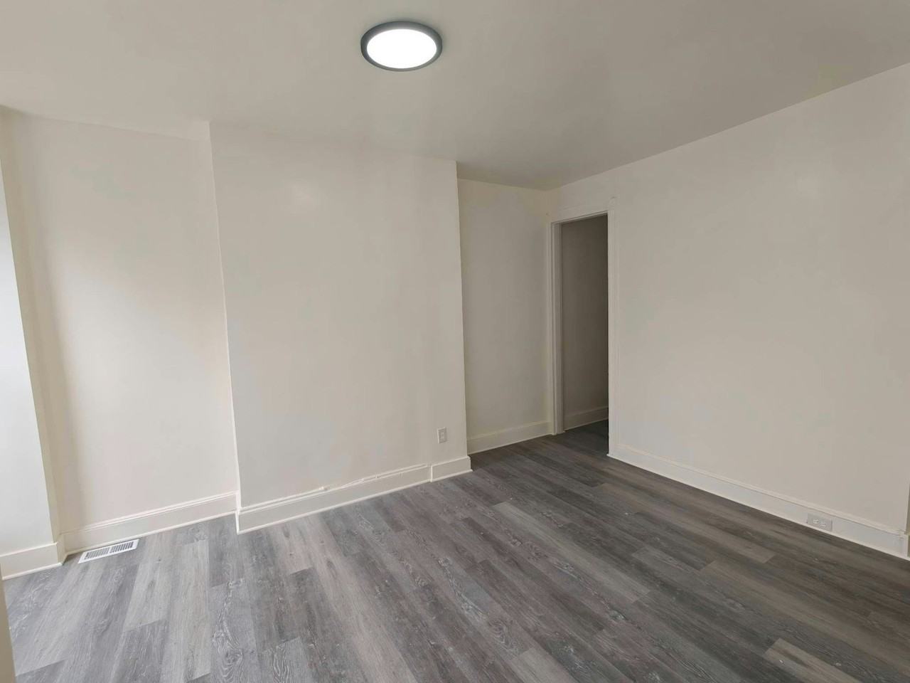 1822 Harlem Avenue - Photo 2 of 12