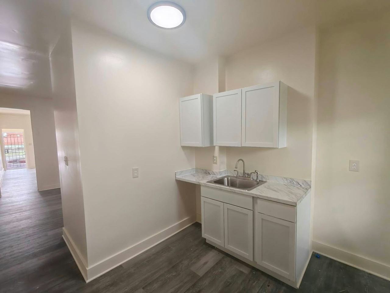 1822 Harlem Avenue - Photo 5 of 12