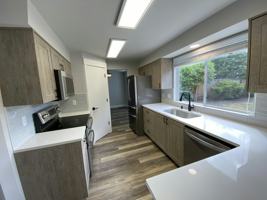 featured image of 5835 Nw Landing Dr