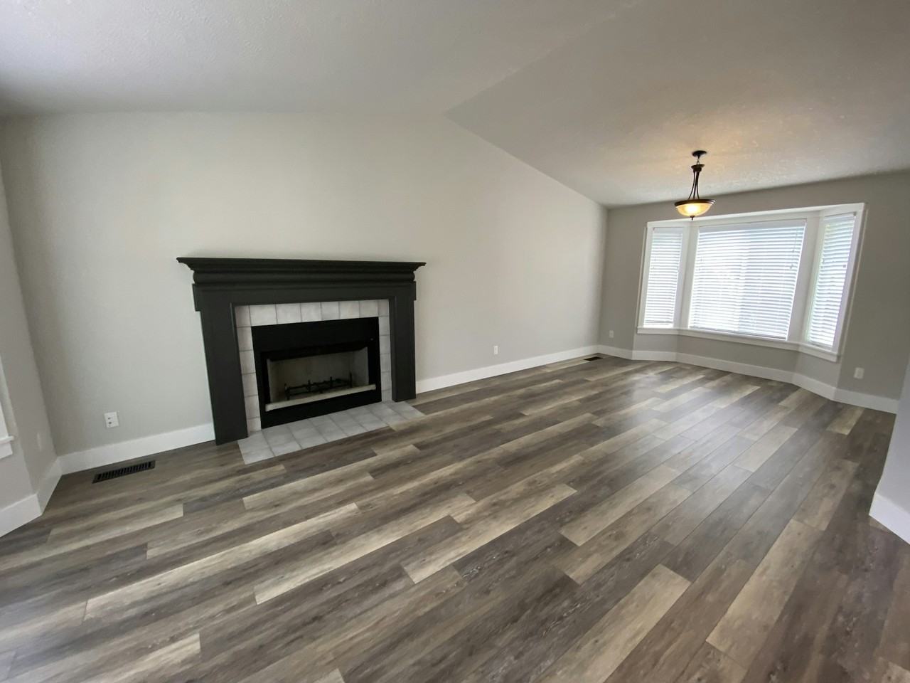 5835 Northwest Landing Drive - Photo 2 of 13