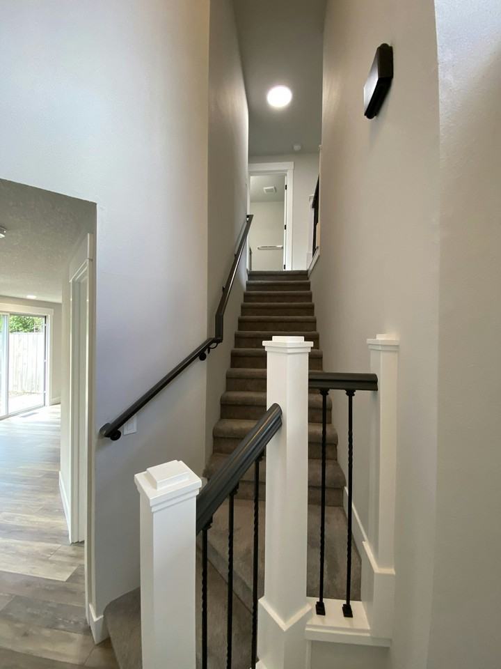 5835 Northwest Landing Drive - Photo 7 of 13