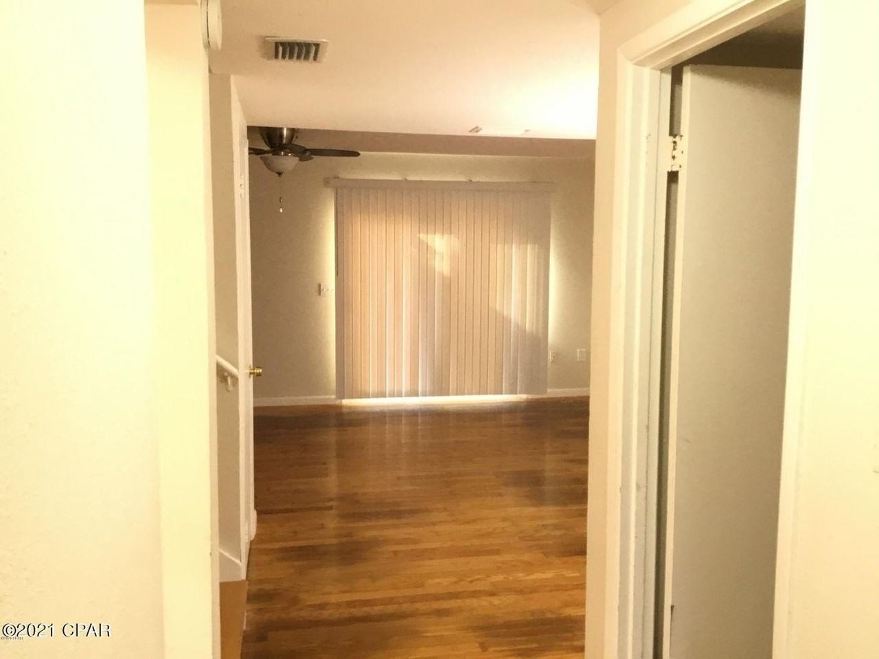 1025 19th Street #16C - Photo 3 of 46