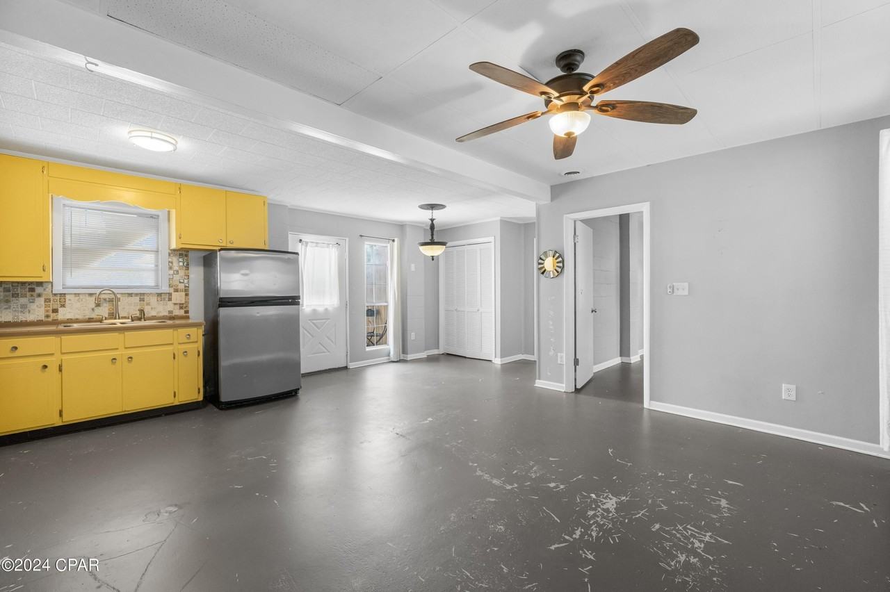 22107 Bataan Avenue #B - Photo 3 of 33