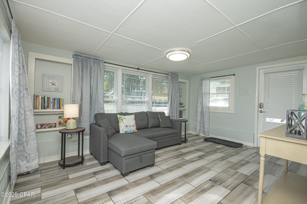 314 Jasmine Place - Photo 5 of 37