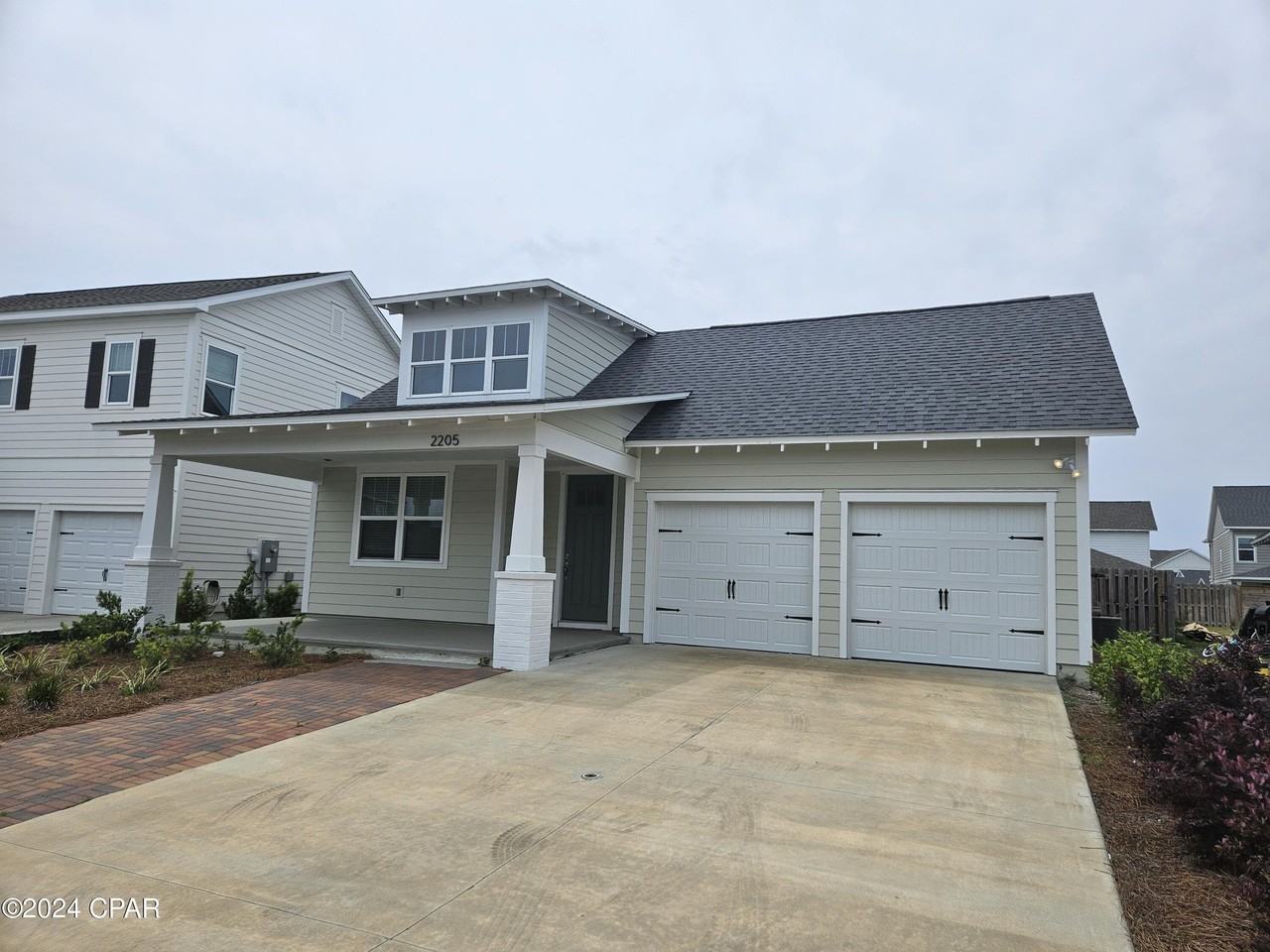 2205 Penny Royal St - Photo 3 of 33