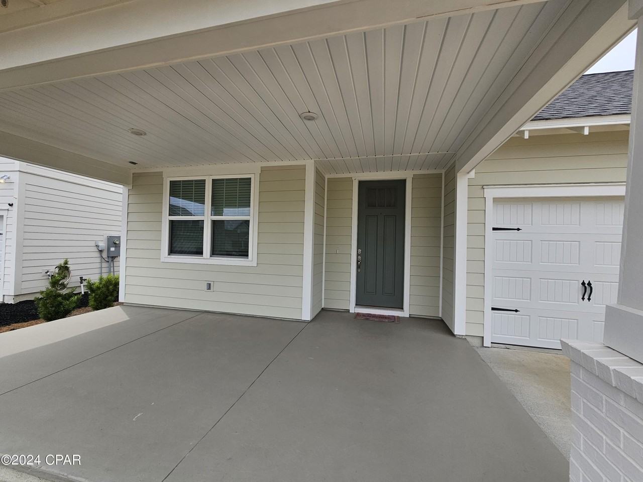 2205 Penny Royal St - Photo 4 of 33