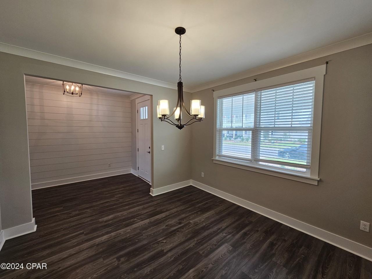 2205 Penny Royal St - Photo 6 of 33