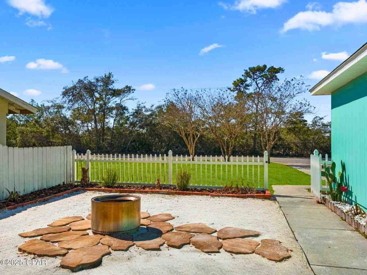 616 Lake Powell Dr - Photo 6 of 50