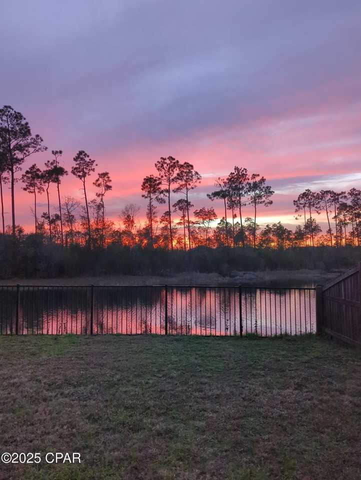 5910 Nordic Dr - Photo 4 of 27