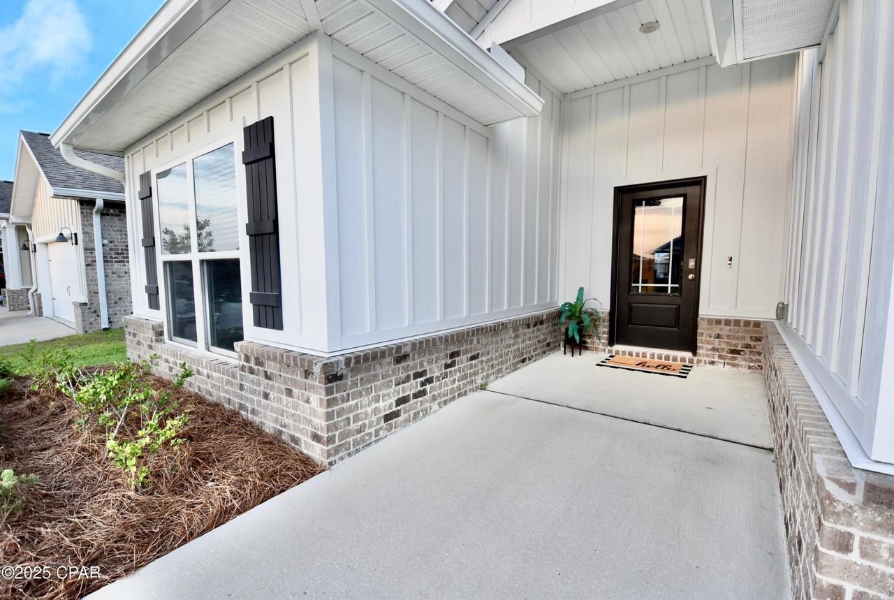 4756 Rosemary St - Photo 4 of 50