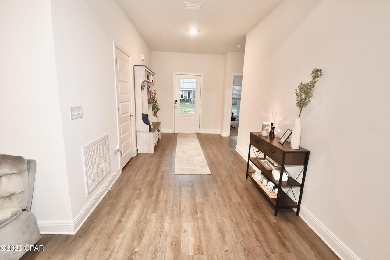 4756 Rosemary St - Photo 7 of 50