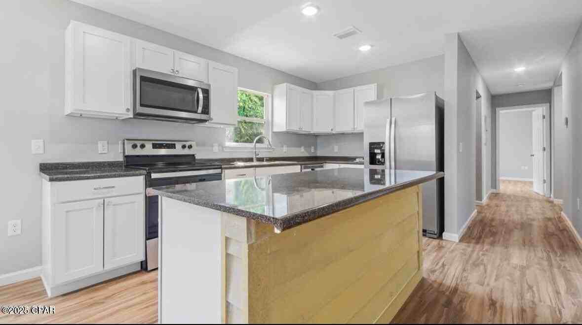 2806 East 3rd Court - Photo 2 of 17