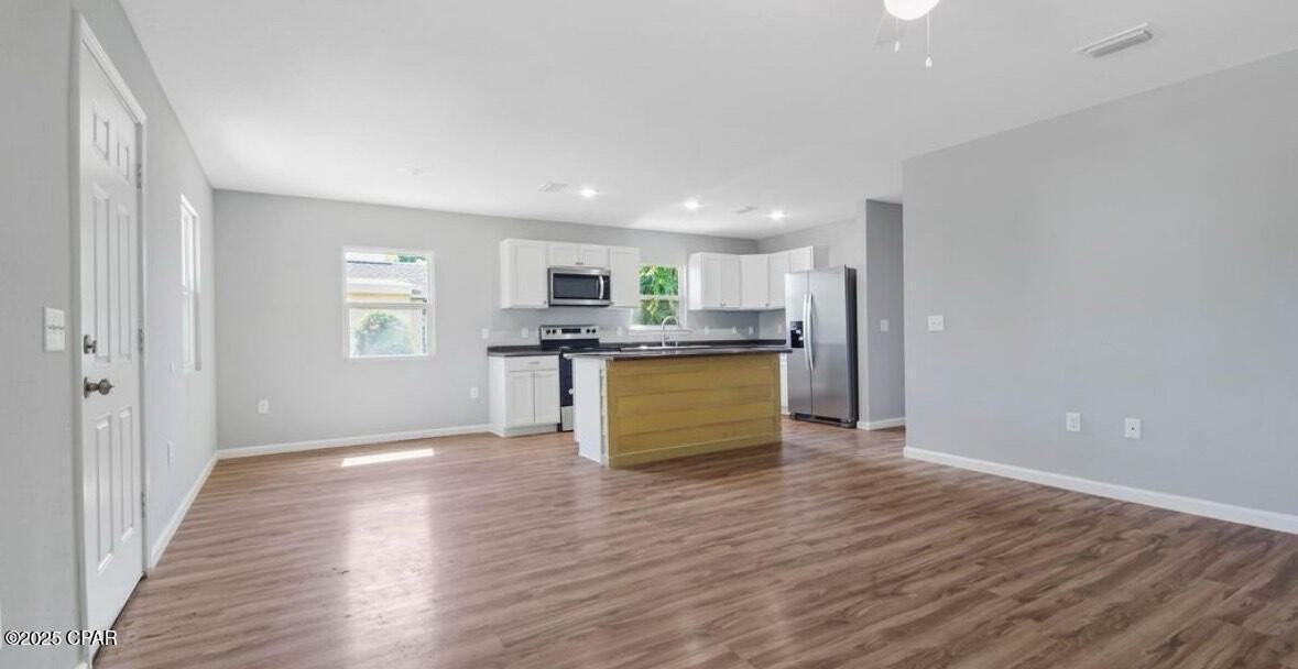 2806 East 3rd Court - Photo 4 of 17