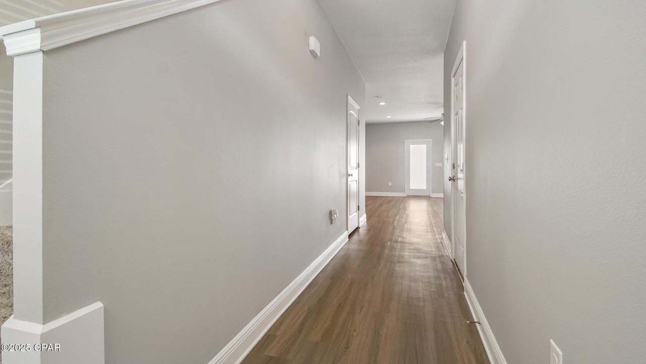 7471 Shadow Lake Dr - Photo 4 of 40