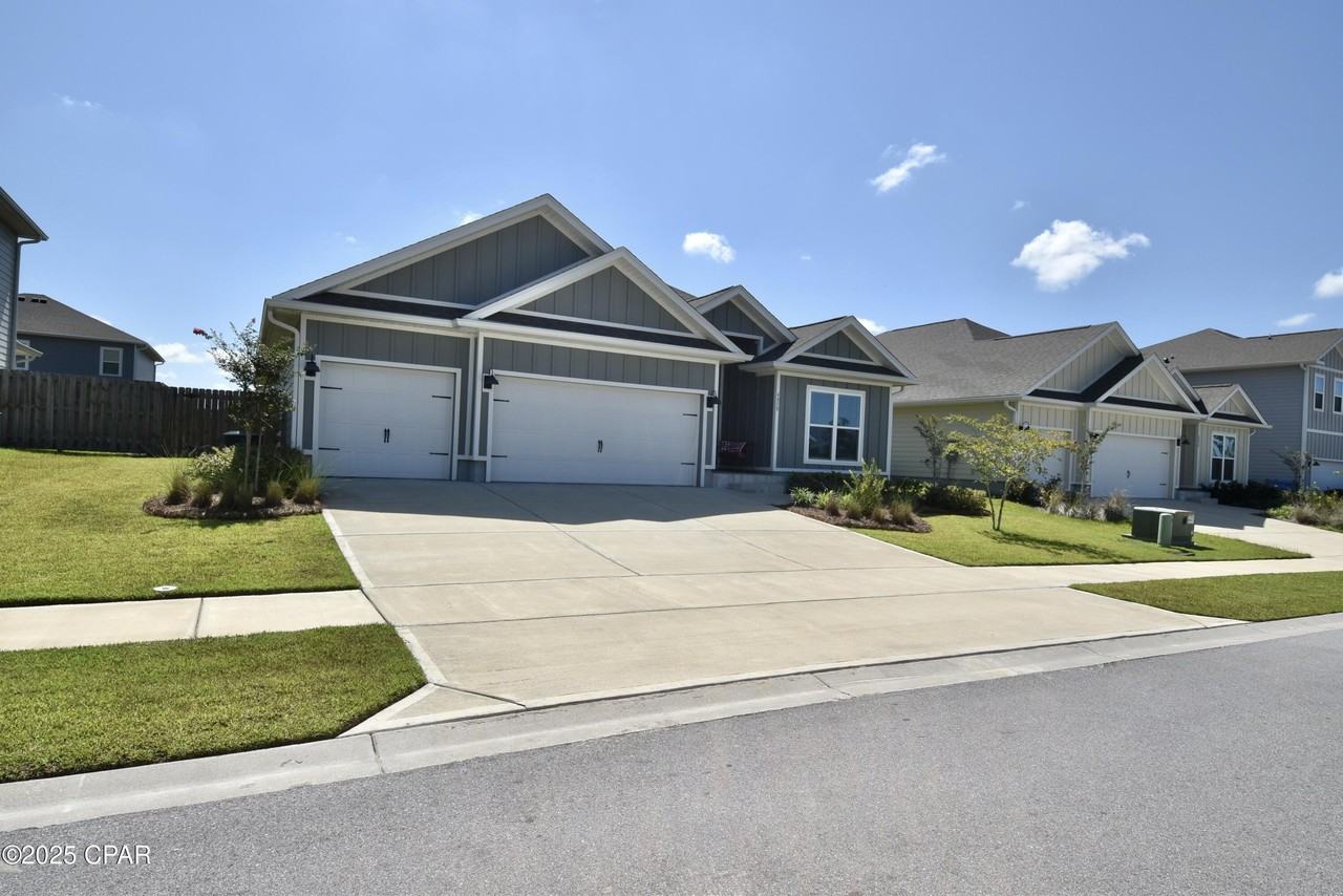 4858 Sweetspire Dr - Photo 3 of 50