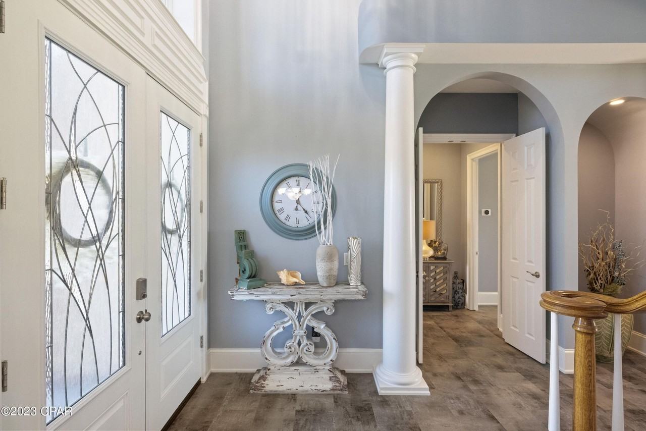 112 Legend Lakes Dr - Photo 4 of 50