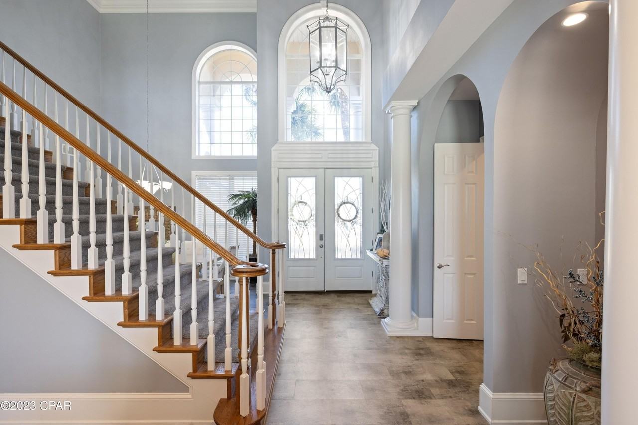 112 Legend Lakes Dr - Photo 5 of 50