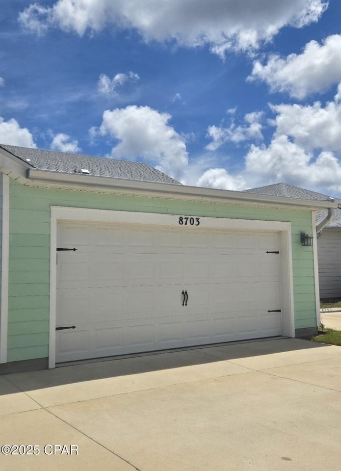 8703 Conch Shell Ct - Photo 3 of 27