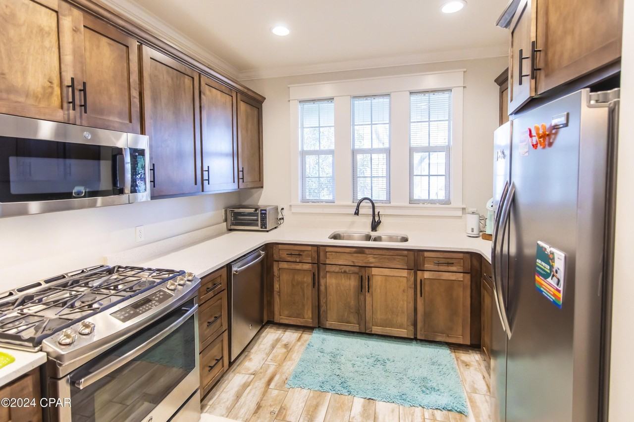 325 Turtle Cv - Photo 4 of 33