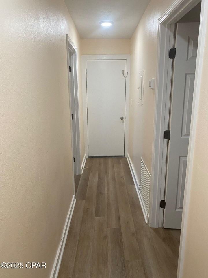 606 Florida Ave - Photo 6 of 16