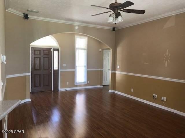 5209 Hickory St - Photo 3 of 6