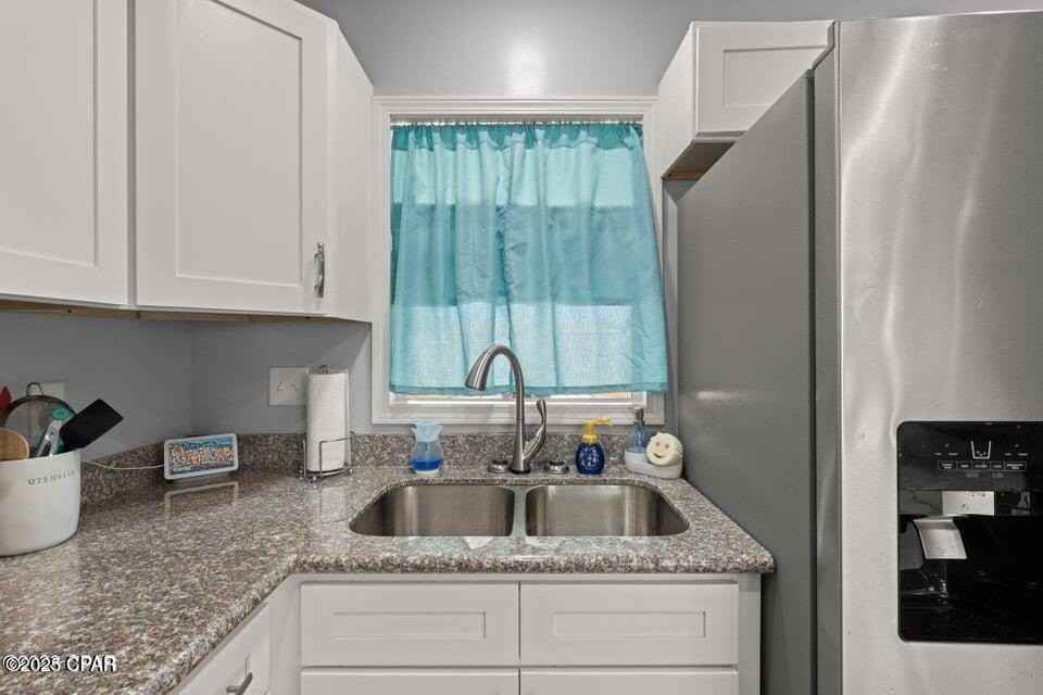 903 Huntington Dr - Photo 5 of 22