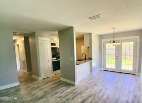 1111 Fortune Ave Apt A #A - Photo 1 of 1