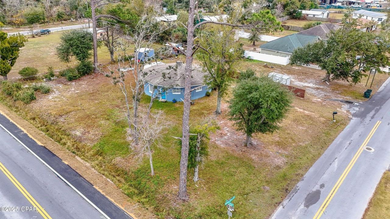 1203 Minnesota Ave - Photo 4 of 29