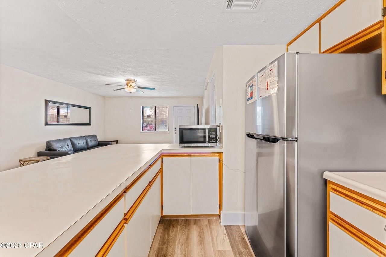 120 Bonnie Ln - Photo 7 of 49