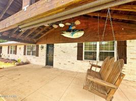 featured image of 112 Woodlawn Dr