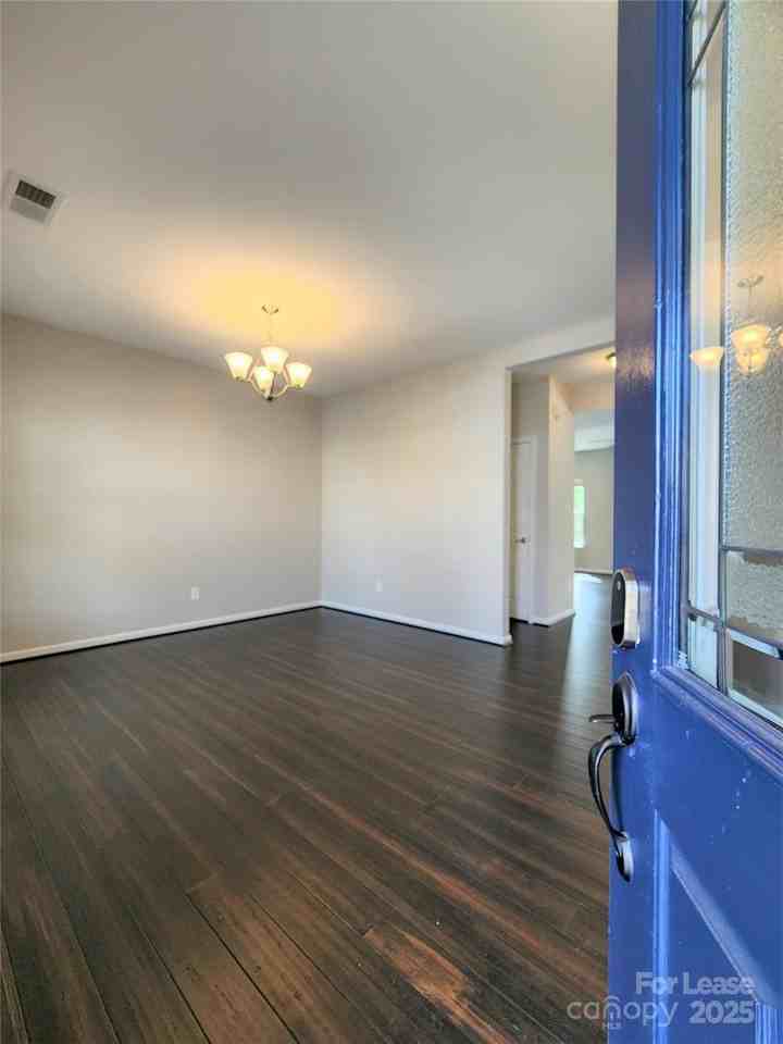 1295 Farm Branch Dr Sw - Photo 3 of 31