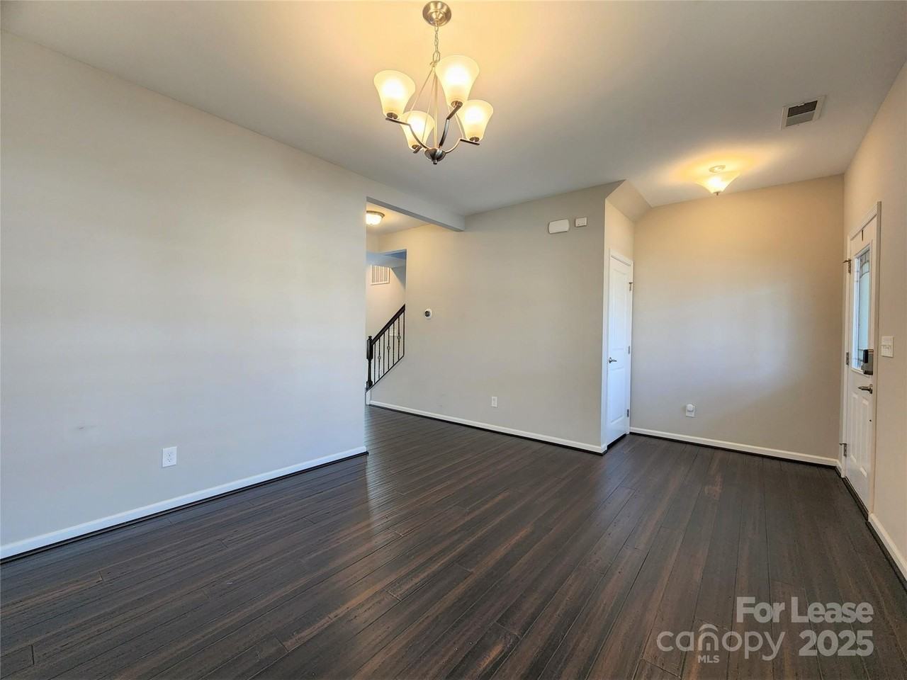 1295 Farm Branch Dr Sw - Photo 4 of 31