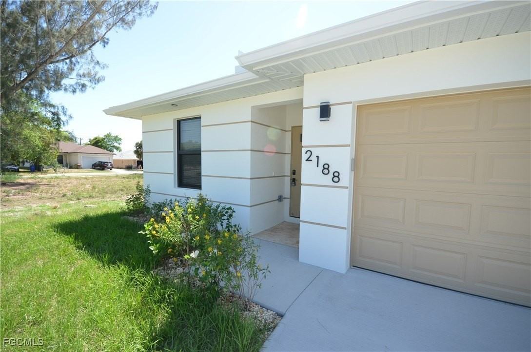 2188 Barker Blvd - Photo 4 of 35