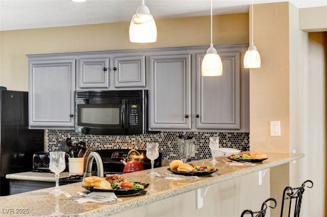 6524 New Brunswick Ave - Photo 4 of 19